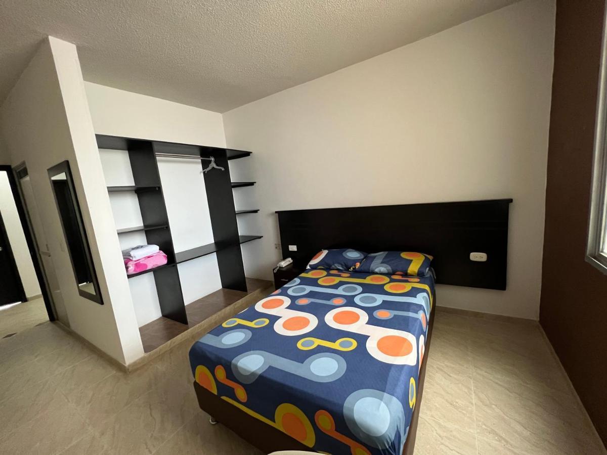 Hotel Marialu Ocaña Zewnętrze zdjęcie