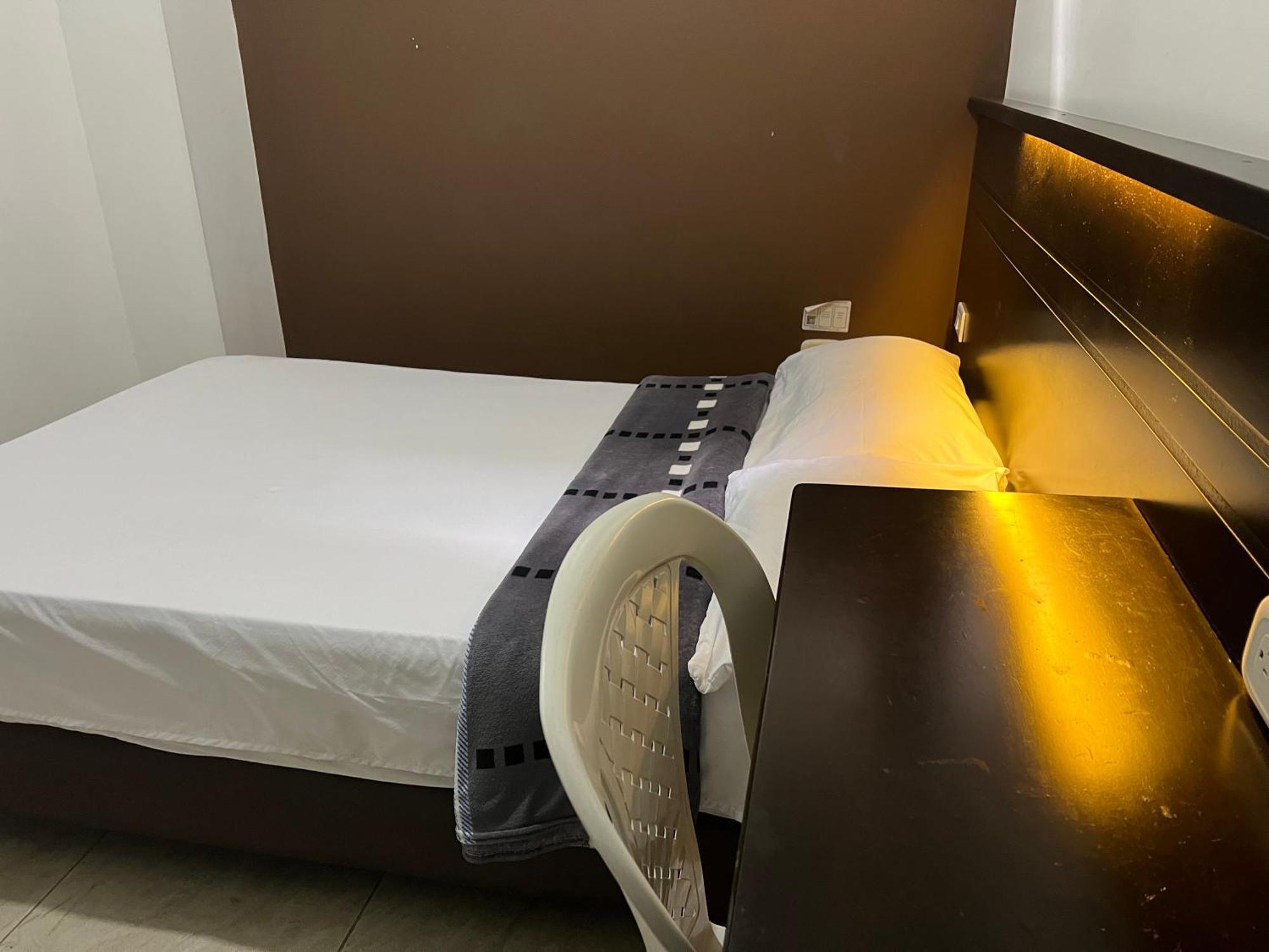Hotel Marialu Ocaña Zewnętrze zdjęcie